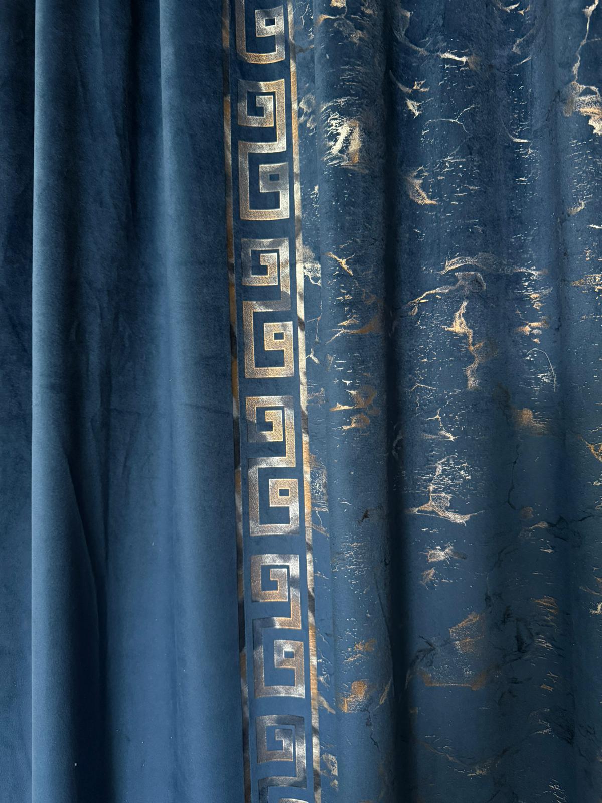 2 Bucati draperii din catifea premium –