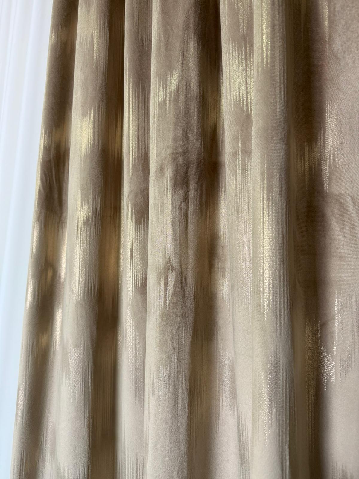 2 Bucati draperii din catifea premium –